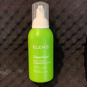 Elemis superfood cica calm cleansing foam